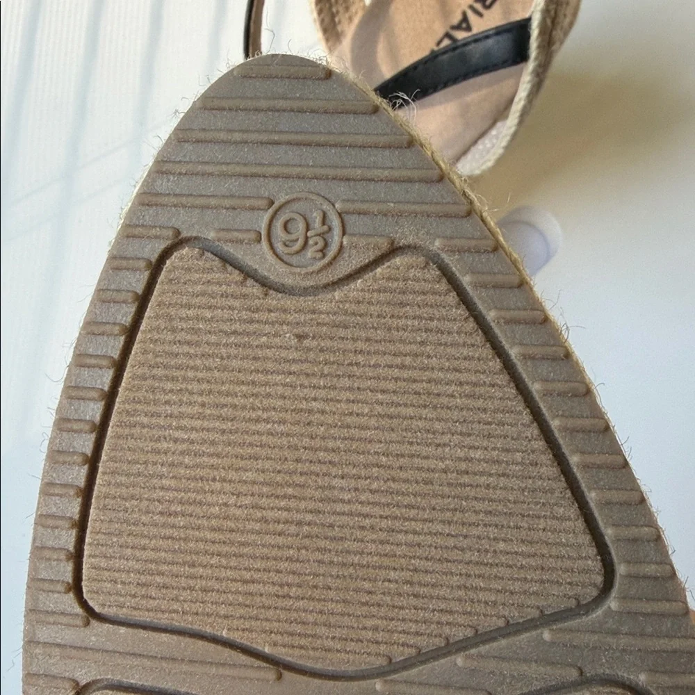 Rialto Espadrille Wedge Sandals floral laser cut adjustable ankle strap Like New